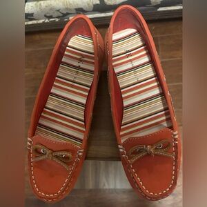 NWOT Anne Klein Red moccasins size 7